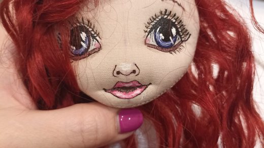 Голова текстильной куклы