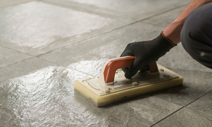 Как отмыть керамическую плитку после ремонта